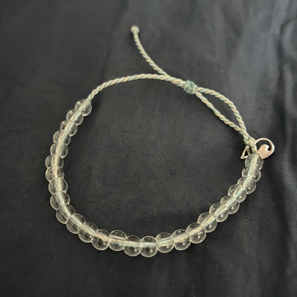 4Ocean light gray and blue intertwined string